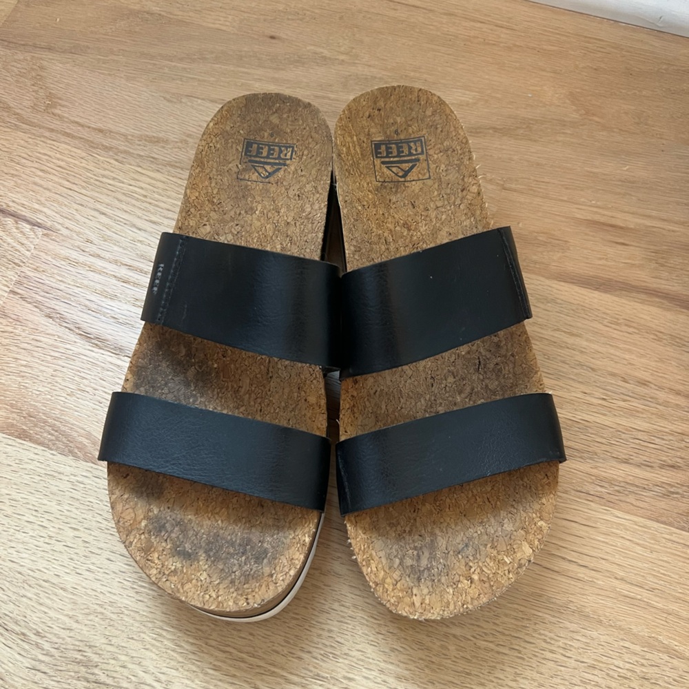 Reef Cushion Vista Hi Women's Black Cork Sandals - Picture 3 of 4